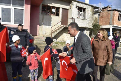 BAŞKAN TUNA, TARSUS’TA COŞKUYLA KARŞILANDI