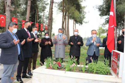 MERSİNLİ ŞEHİT DURMUŞ TEK'İN ADI, OKUL KÜTÜPHANESİNDE YAŞAYACAK