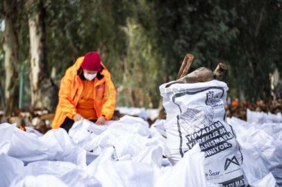 BÜYÜKŞEHİR BELEDİYESİ, EKMEĞİN ARDINDAN ŞİMDİ DE YAKACAK  DAĞITIYOR